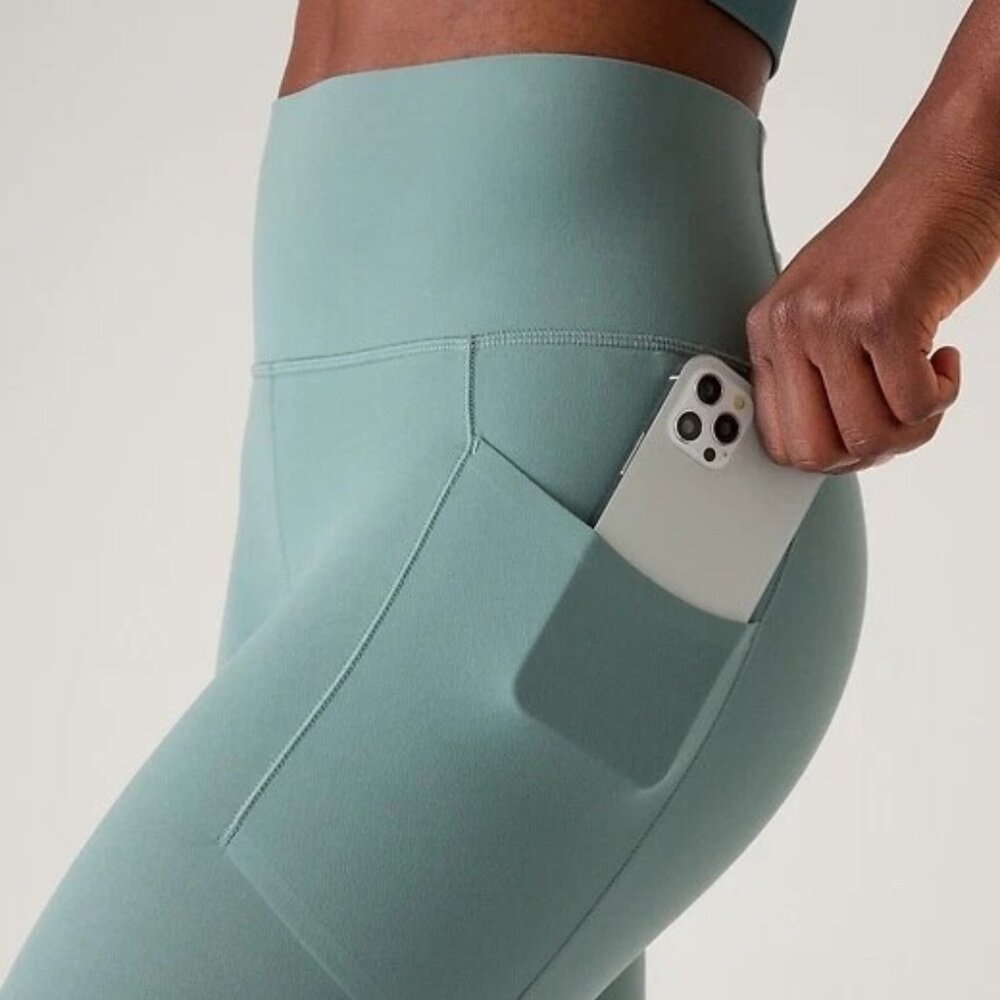 Athleta Salutation Stash High Rise Cinch Capri size XXS Oxidized Green - Picture 3 of 4